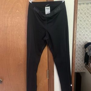 DRI-FIT NIKE LEGGINGS